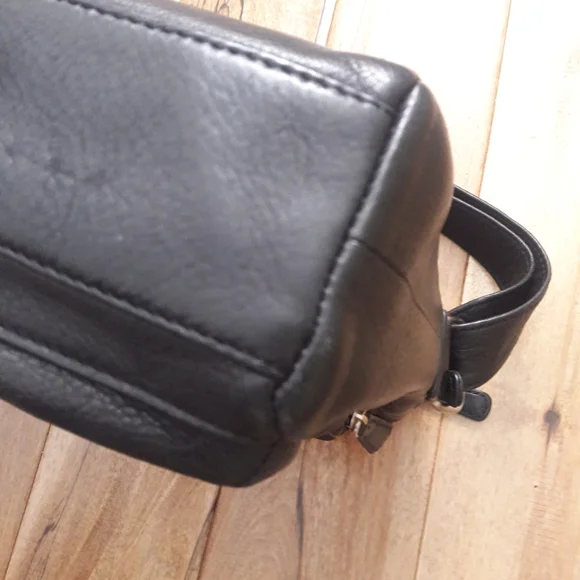 LEVENGER Mesenger,LEATHER SHOULDER /CROSSBODY bagMEN'S